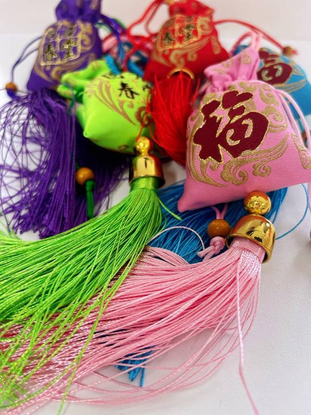 粽子|小时小店｜必须粽子和大蒜一起煮！小店店主们老家的端午节习俗，是流着口水的思念