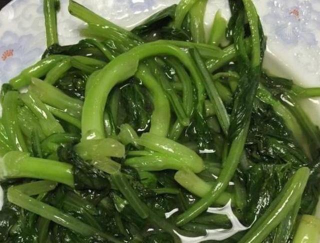 超幸福一家|孕妈的“孕妇餐”惹争议，无人照顾只能自己做饭，别寒了女性的心