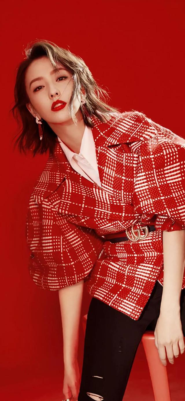 原味哆啦|佟丽娅壁纸，真的太漂亮啦