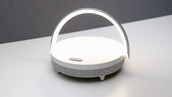 THE9刘雨昕教你玩转台灯，能无线充电还当音箱的智能感应台灯