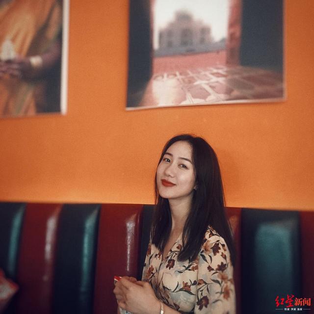 红星新闻|演员独白：《成都偷心》重返舞台，观众都戴着口罩，但投射过来的眼神热切