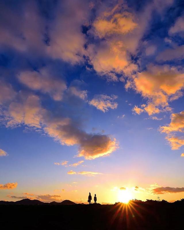 相亲相爱|暖心爸爸晒娃，却把孩子拍成宫崎骏动画，太治愈了