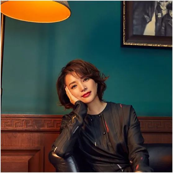 Dong Qing: Beautiful Women Are Forged This Way
