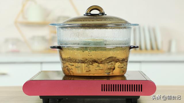 【你的育儿经】辅食这样做，又酥又软，口感清甜，好吃到飞起，还能增强抵抗力