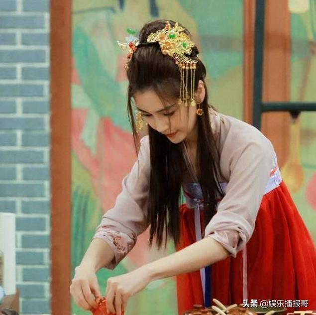 baby上综艺再现古装造型,甜美灵气惹人怜,网友:不演戏都还好|9号放映厅