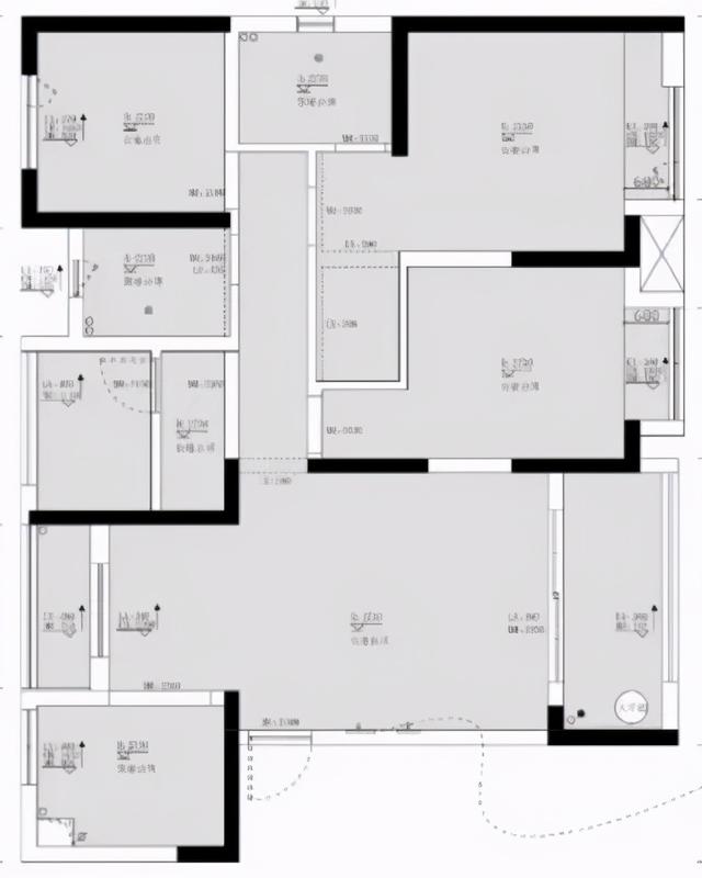 难怪入墙设计广受小户型喜欢，门入墙省空间、水龙头入墙高级