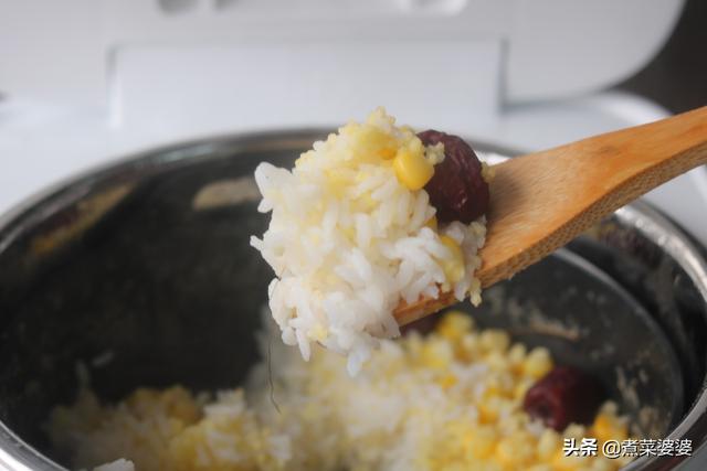 【超级宝妈】米饭别老直接煮，多加1步，营养低热量，不知不觉裙子穿回s码