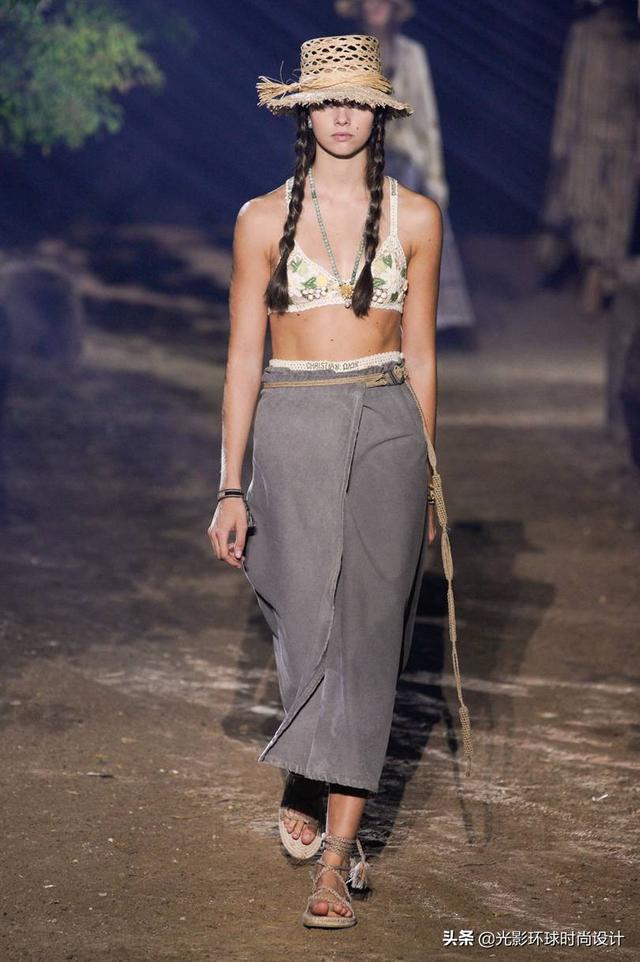 最时尚Christian Dior 2020春夏系列-贴近自然的森林秀