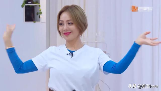 老猫念诗|有种“可爱”叫宁静跳热舞，口头上说抗拒，真实效果却甜鼾极了