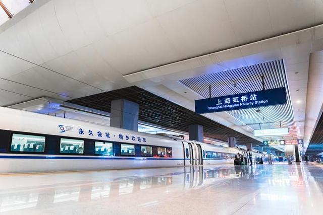 刚刚！桐乡冠名高铁沪上首发 来这里看见互联网的未来