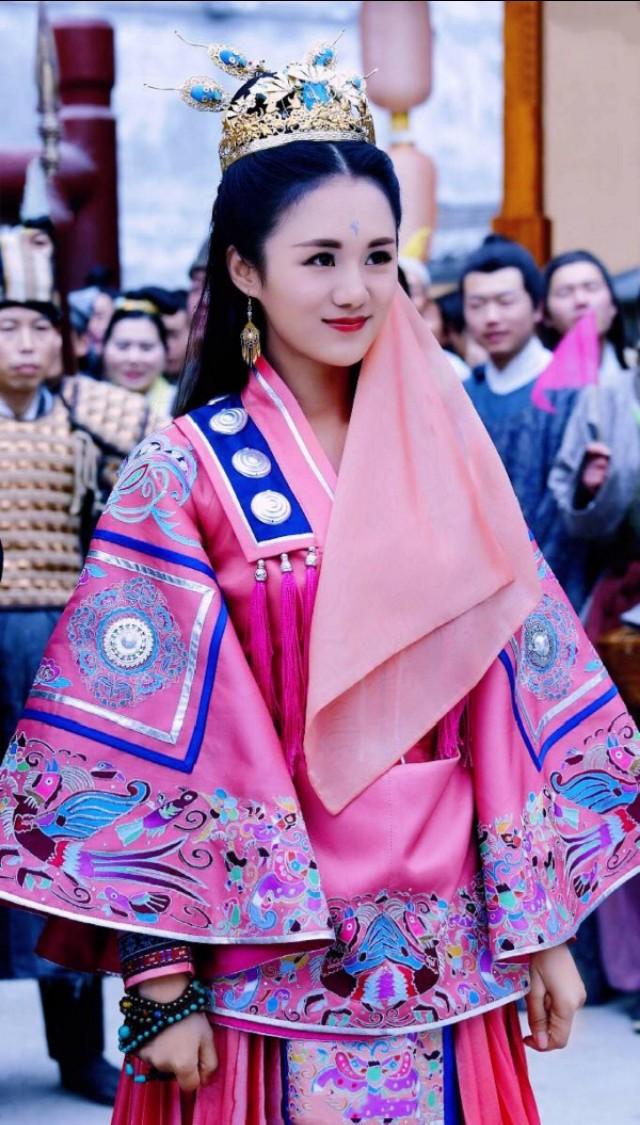 安悦溪新剧又不演人类?化身上古凶兽,看到造型:糖宝回来了资讯早知道