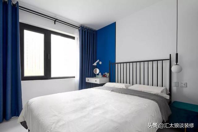 47㎡小户型，客餐厨卫样样全，还有俩卧室和衣帽间，这设计我服