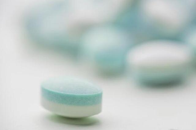 疑问：乳腺癌已手术切除，并已出院，为什么还需要长期服用药物？