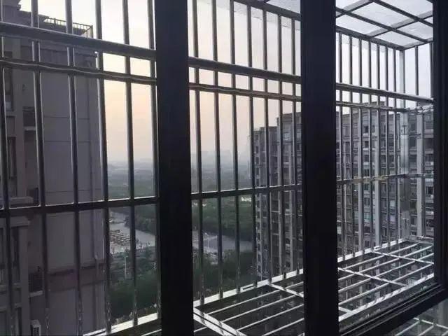 「超级宝妈」防护窗，让人纠结的“生命窗”！为了孩子，请这么做