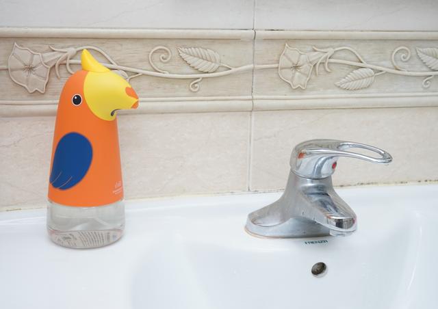 亲人族|让孩子爱上洗手的软萌小鹦鹉：小向自动感应泡沫洗手机套装