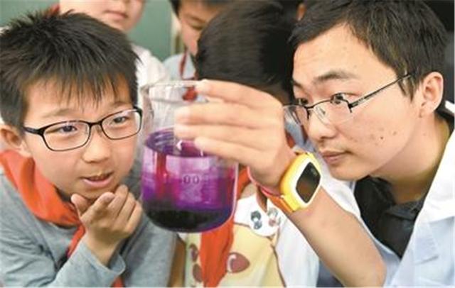 超级宝妈@为何科学启蒙对孩子如此重要？宝妈这番话，是我听过最好的回答