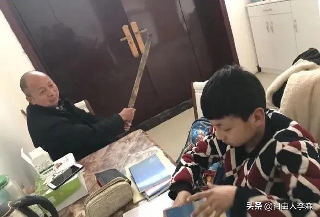 超级宝妈@救救家长吧！第一批隔离在家的爸妈已疯，哈哈哈哈哈哈~