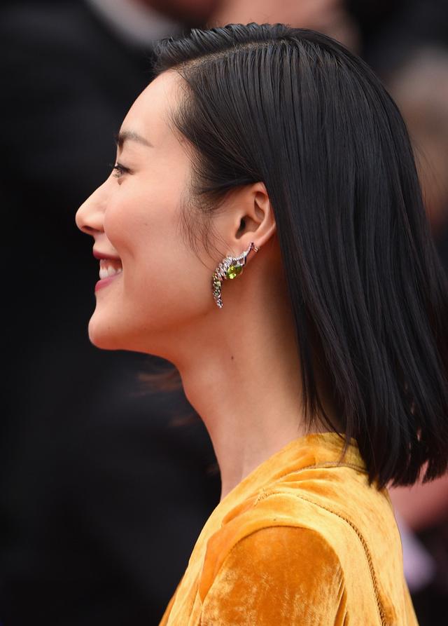 刘雯七次亮相戛纳电影节,一次比一次美