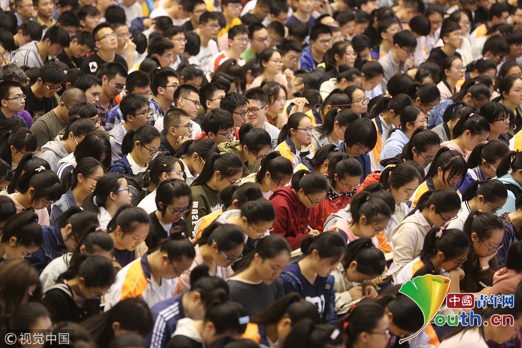 江苏南通:高考进入倒计时 高三学子备战高考