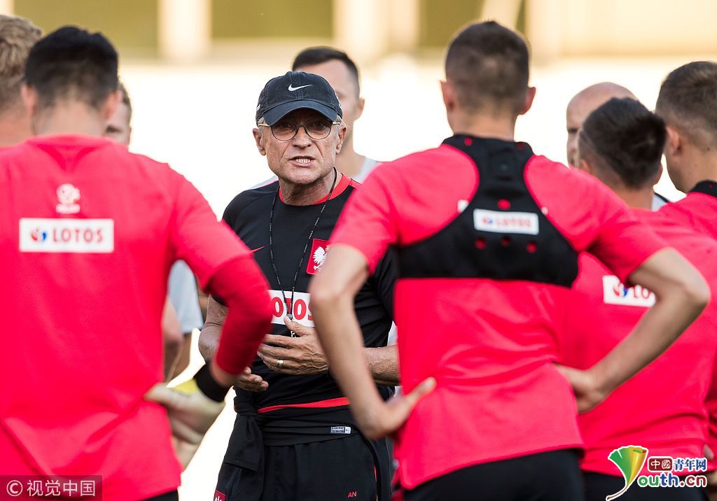 2018俄罗斯世界杯第9日:波兰队训练备战