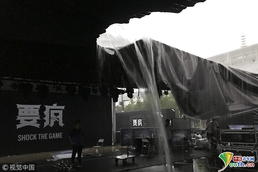 2018汤普森中国行济南站:真·倾盆大雨冲垮