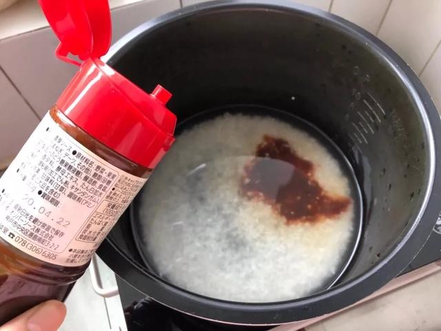 只做了一次，宝宝就天天吵着要吃！这碗一锅端的网红懒人饭