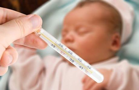 宝宝发烧，与其排队99号慢慢等，不如先自查！