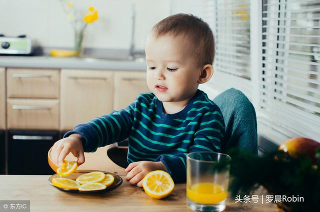 孩子爱拿别人的东西，家长应该怎么办呢？