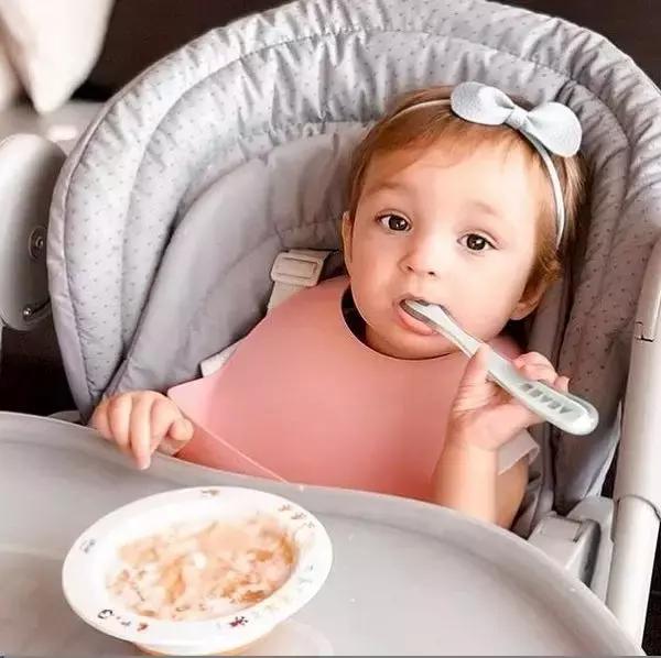 宝宝挑食可不能一味责怪哦，妈妈孕期口味会传给孩子