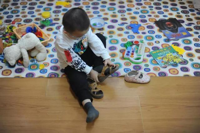 “孩子还小，迟到就请假呗”孩子迟到，没你想象得那么简单！