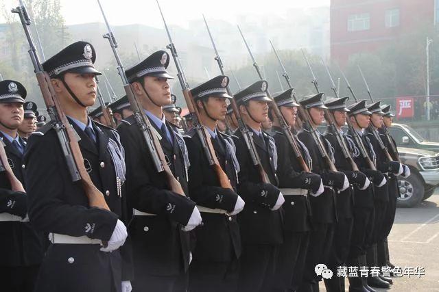 警校新生写给爸爸妈妈的一封信火了……