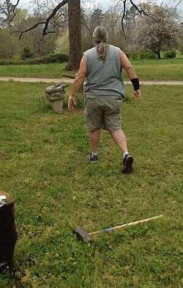 孩子终日沉迷手机，妈妈用强悍方式解决，不得不服