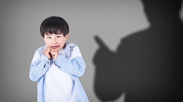 父母经常吼孩子，对孩子会有4大“坏处”！可能影响孩子一生
