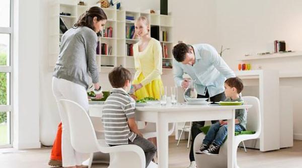 爱煲汤的妈妈注意了！小孩喝汤不能犯这5个误区，没营养又伤胃