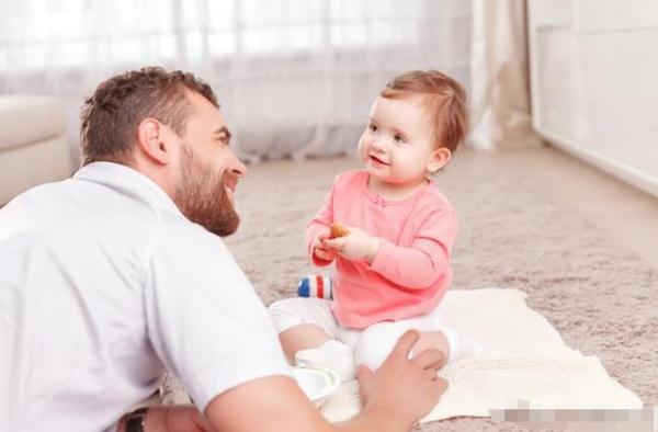 宝宝是不是天生聪明，或许3个“方面”可以看出，你家娃占几个