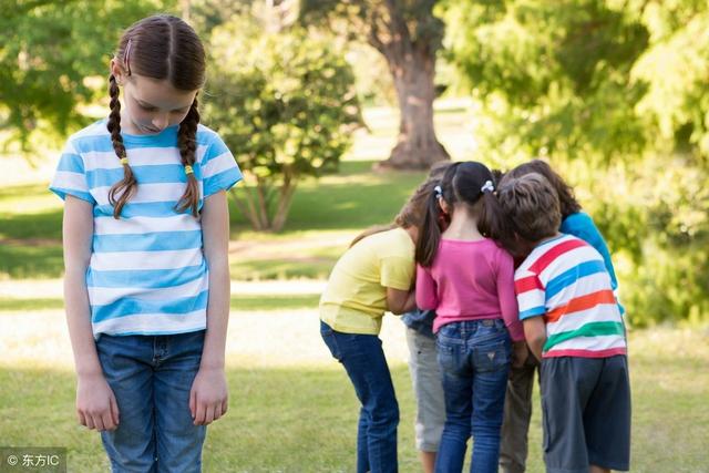 孩子不自信、在学校遭排挤丨活出自我才会赢得掌声