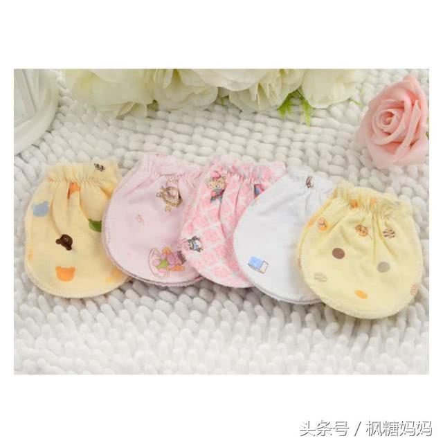 最没用的宝宝用品TOP5，防侧睡枕排第3，第1预料不到