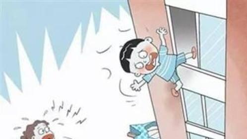 把孩子锁在家里，太危险千万不要再这么做！