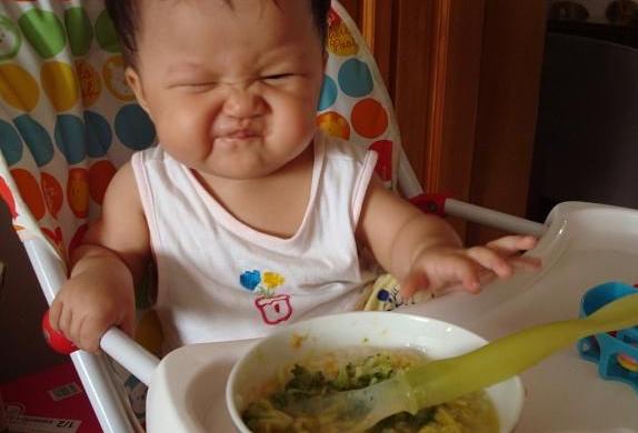 奶奶帮忙带娃4年，孩子从未积食，很少感冒发烧，因秋冬”4不吃“