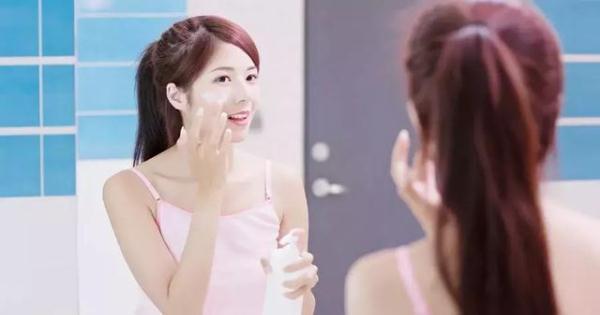 哺乳期能化妆、美甲、烫染发吗？有1点是真的不能做！