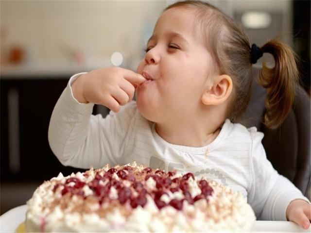 宝宝头围大小，和聪不聪明没有关系呢！聪明宝宝日常行为能看出来