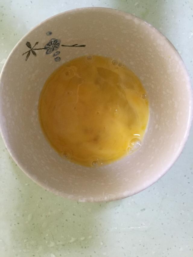 宝宝辅食-胡萝卜和玉米煮汤吃腻了？试试做个小零食吧！
