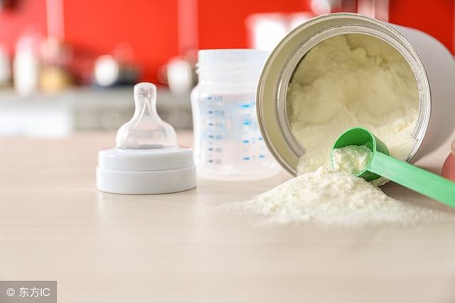 秋冬天宝宝喝奶容易上火，巧妙招数来预防