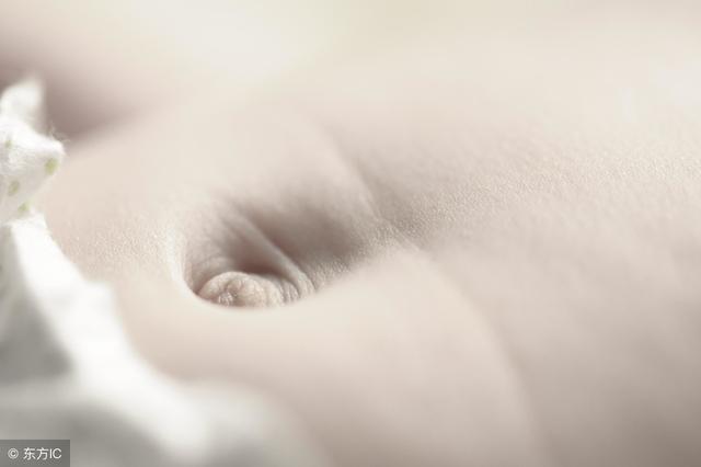 宝宝肚脐眼到底能不能抠？纠结这么多年终于有答案了