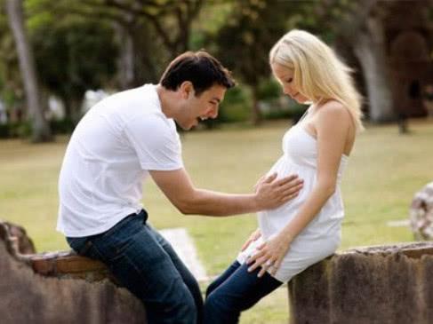 工作狂准爸爸如何治愈抑郁症准妈妈？学会这几招，so easy！