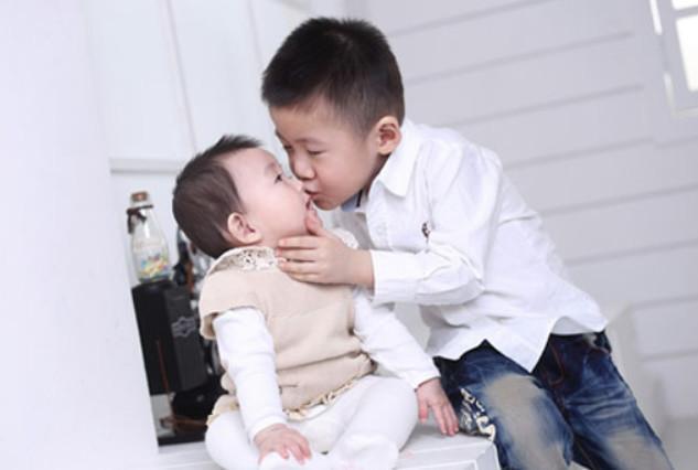 二宝相争，如何做到既不忽略大宝，又不伤害二宝？你做对了吗？
