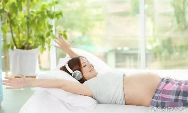 些孕妇睡觉会有这3种表现，你若没有，暗示胎儿发育的很好?