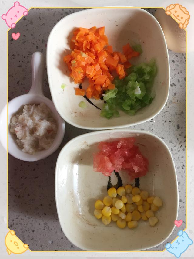 宝宝辅食——蛋包饭，吃米饭也要吃点不一样的哦！