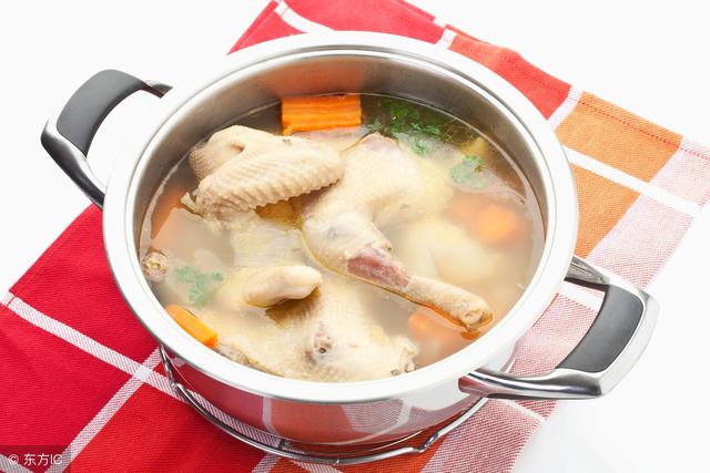 月子妈妈不吃肉，可能气血不足宝宝没奶水吃！产妇吃什么肉好呢？