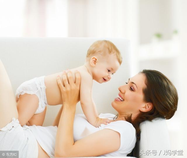 训练宝宝抬头，别错过这个时期，用好这四种方法，孩子发育更好